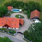 Dworek Mazurski Lizer Stręgielek