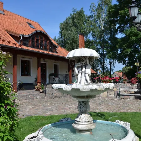Gospodarstwo agroturystyczne Dworek Mazurski Lizer *