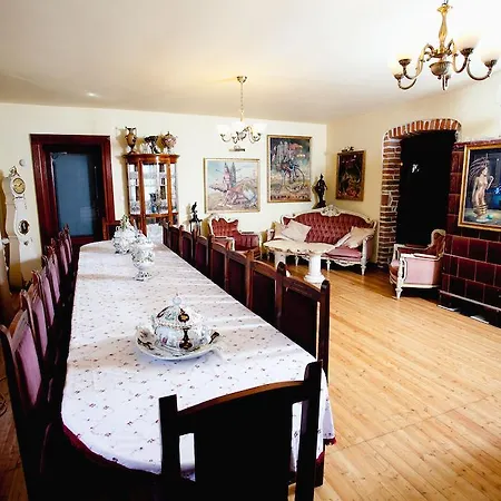 Dworek Mazurski Lizer Feriegård Stręgielek